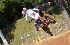 225_MX05_Prado_action